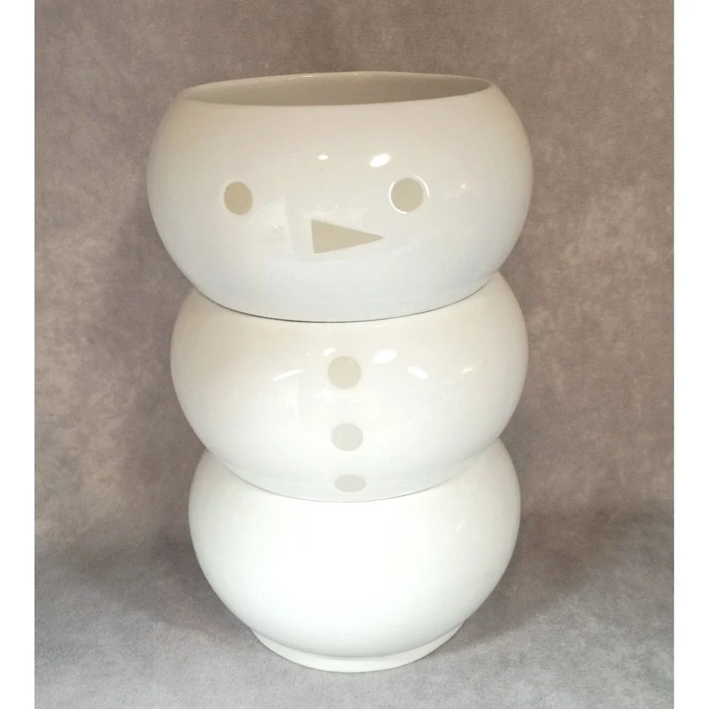 Crate & Barrel Stacking Snowman Bowls Christmas Winter Holiday Serving 3 bowls